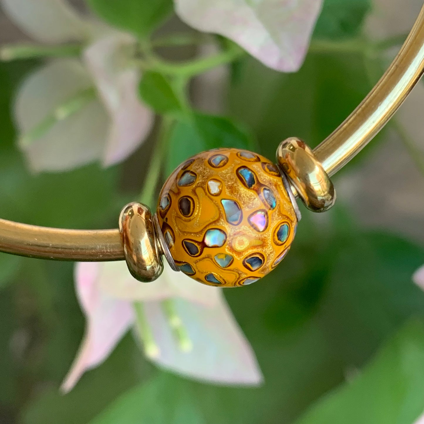 Colorful Natural Resin Painted Handmade Wooden Beads Inlaid with Opal or Shell