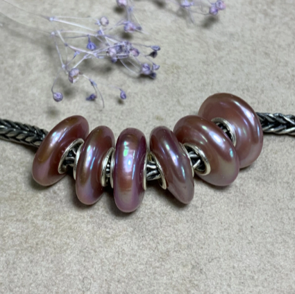 Stylish Natural Flat Shiny Purple Pearl Spacer Freshwater Pearl Beads With Silver Core Amazing Beads for European Bracelet