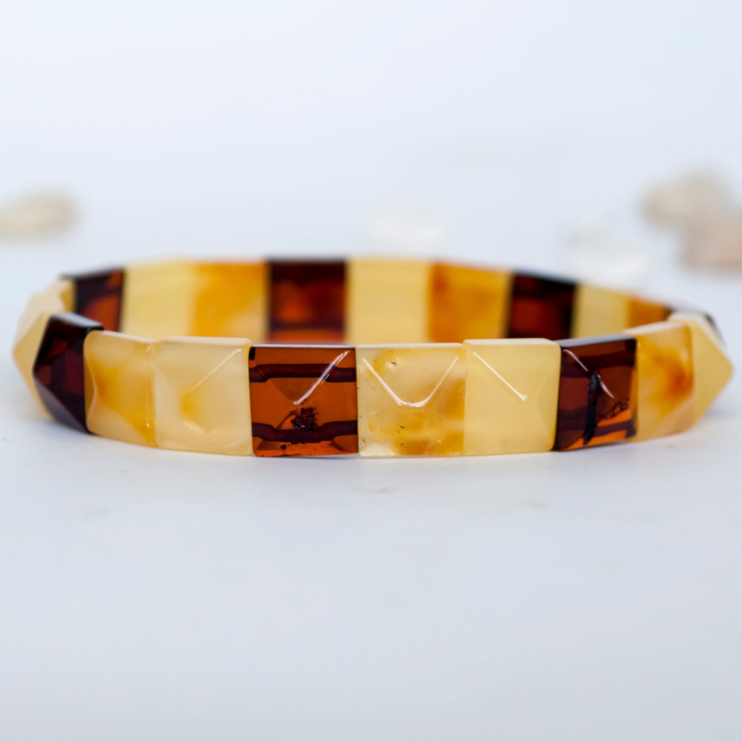 Natural Trendy Rivet Shape Amber Bracelets Bangles for Women Man Charm Bracelets
