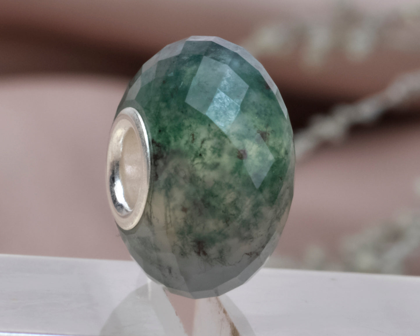 Faceted Green Waterweeds Agate Carnelian Gemstone Fashion Style Bead with Sterling Silver Core for European Bracelets