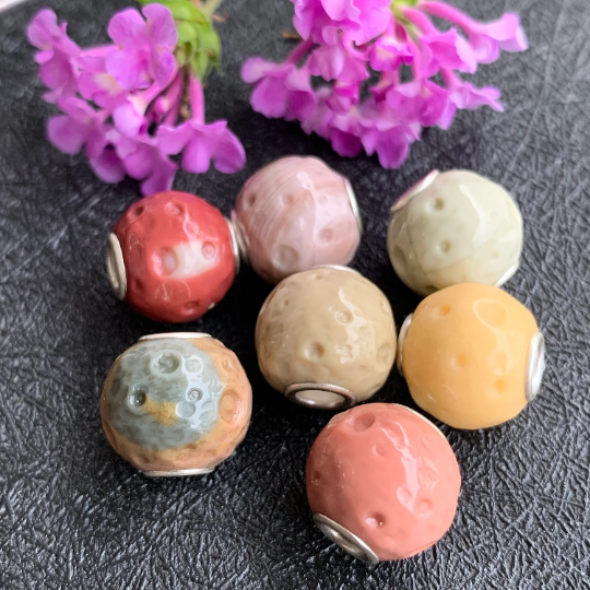 Alashan Agate Bead Carved with Round Pits of Moon Surface Round bead With Silver Core for Trollbeads Bracelets or Some Pandora Bangles
