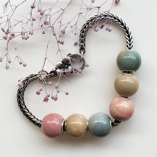 Cute Mini Round Alashan Agate Beads Rainbow Agate Beads With Silver Core for European Pandora Trollbeads Bracelets or Bangles