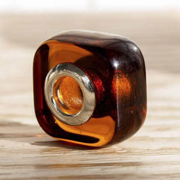 Ampearlbeads Baltic Cherry Cube Amber1