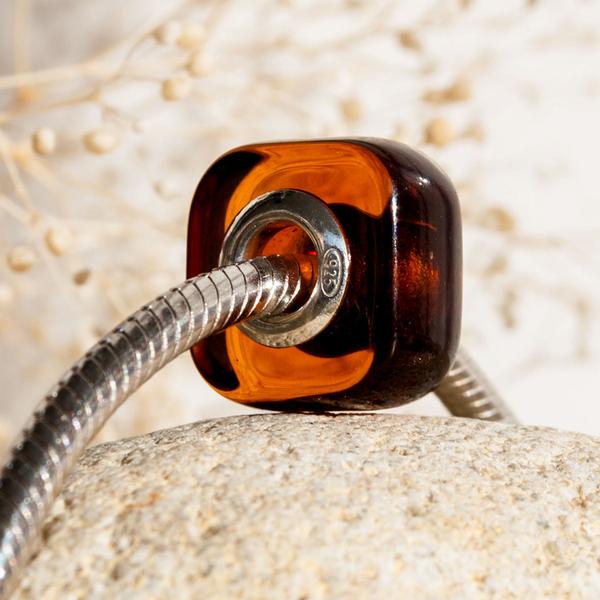 Ampearlbeads Baltic Cherry Cube Amber2