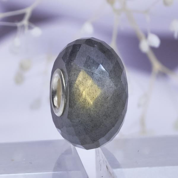 Ampearlbeads Faceted Flashy Labradorite Bead Transparent12