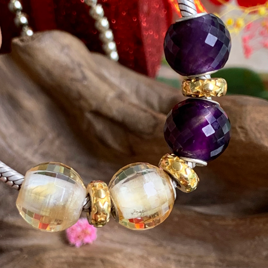 Awsome Transparent Amethyst Quartz Faceted Round Gemstone Bead Suitable for Trollbeads and Some Other European Charm Bracelets or Bangles