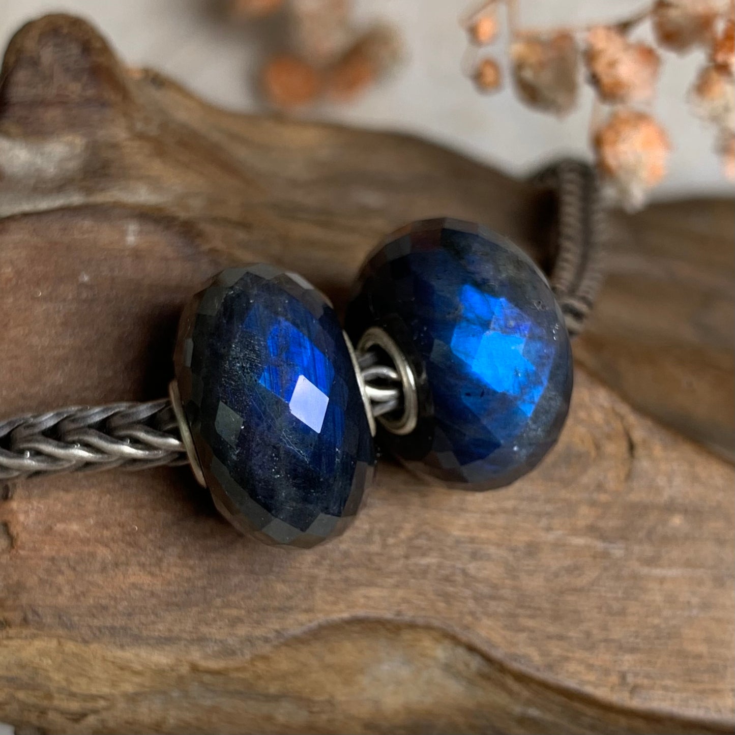 Gergous Faceted Dark Black Labradorite Beads With Blue Flash Gemstone Beads Fit for Charm European Bracelets