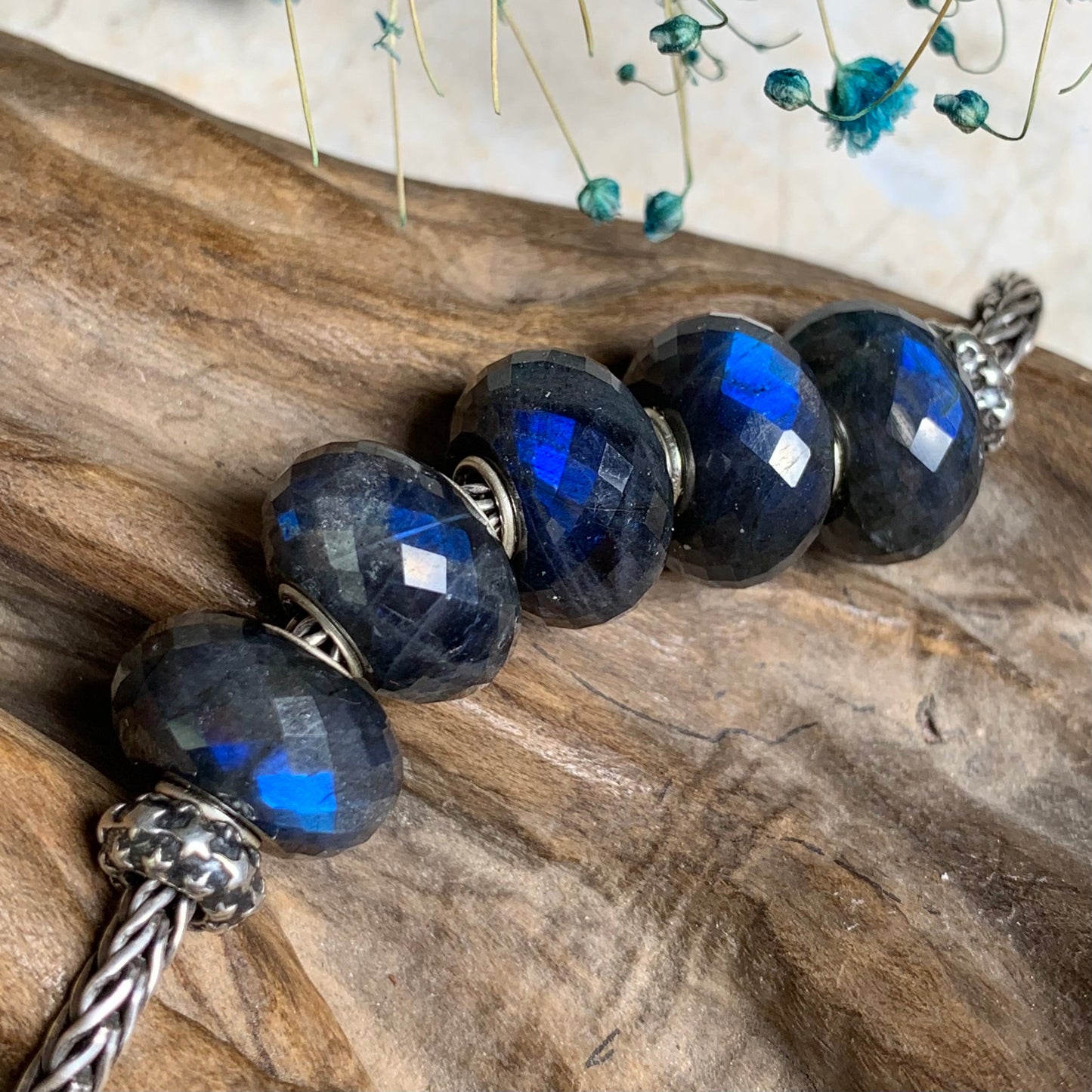 Gergous Faceted Dark Black Labradorite Beads With Blue Flash Gemstone Beads Fit for Charm European Bracelets