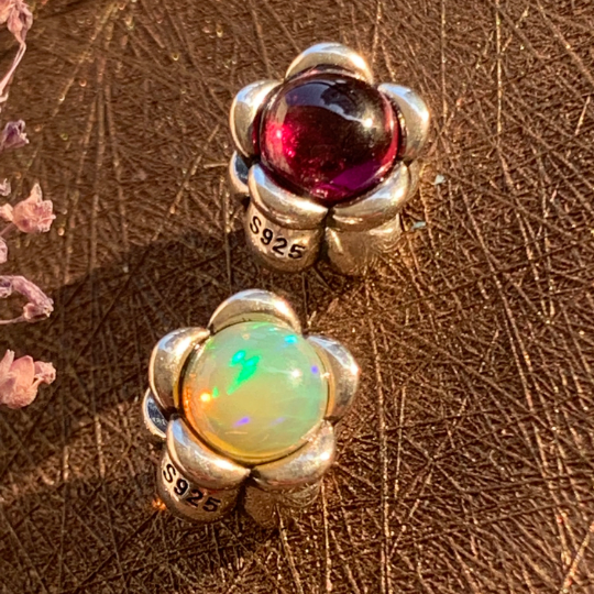 Double-sided Gemstone Silver Flower Charm Beads Lapis Lazuli Rodolite Opal for European Trollbeads Pandora Bracelets and Bangles