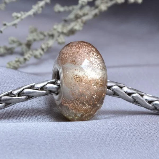Faceted Golden Sandstone With Multi-Layerd Veil Daylight Brilliance Bead for Big Core Bracelets
