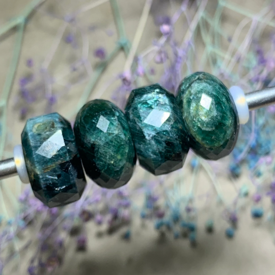 Noble Natural Gemstone Beads Fairly Good Faceted Green Apatite beads for European Charm Trollbeads Bracelet or Pandora Bangle