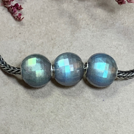 Faceted Labradorite Stone Beads Gemstone Silver Core with Blue Green Yellow Flash Artisanbeads For Trollbeads Bracelet Bangle