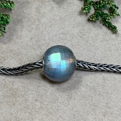 Faceted Labradorite Stone Beads Gemstone Silver Core with Blue Green Yellow Flash Artisanbeads For Trollbeads Bracelet Bangle