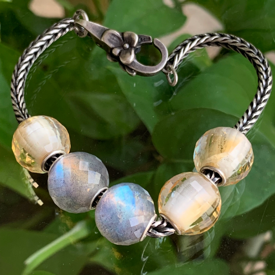 Faceted Round Beads Citrine beads Yellow Quartz Gemstone Beads with Silver Core Fit Charm European Bracelets or Bangles