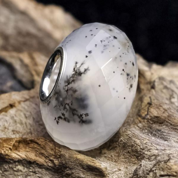 Faceted Agate Dendritic Partially Transparent Bead1