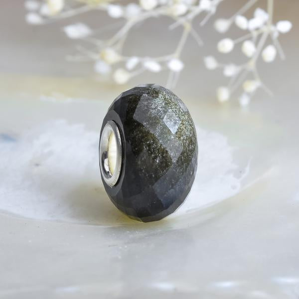 Faceted Obsidian Gemstone golden sheen1