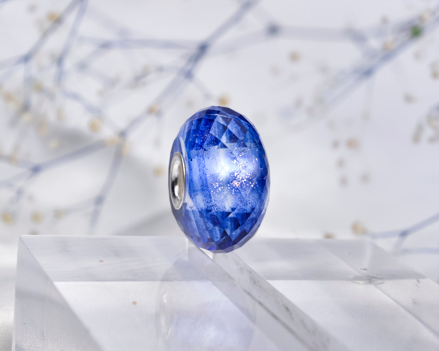 Faceted Transparent Blue Sand stone With Multi-Layered Veil Bead for European Charms Bracelets