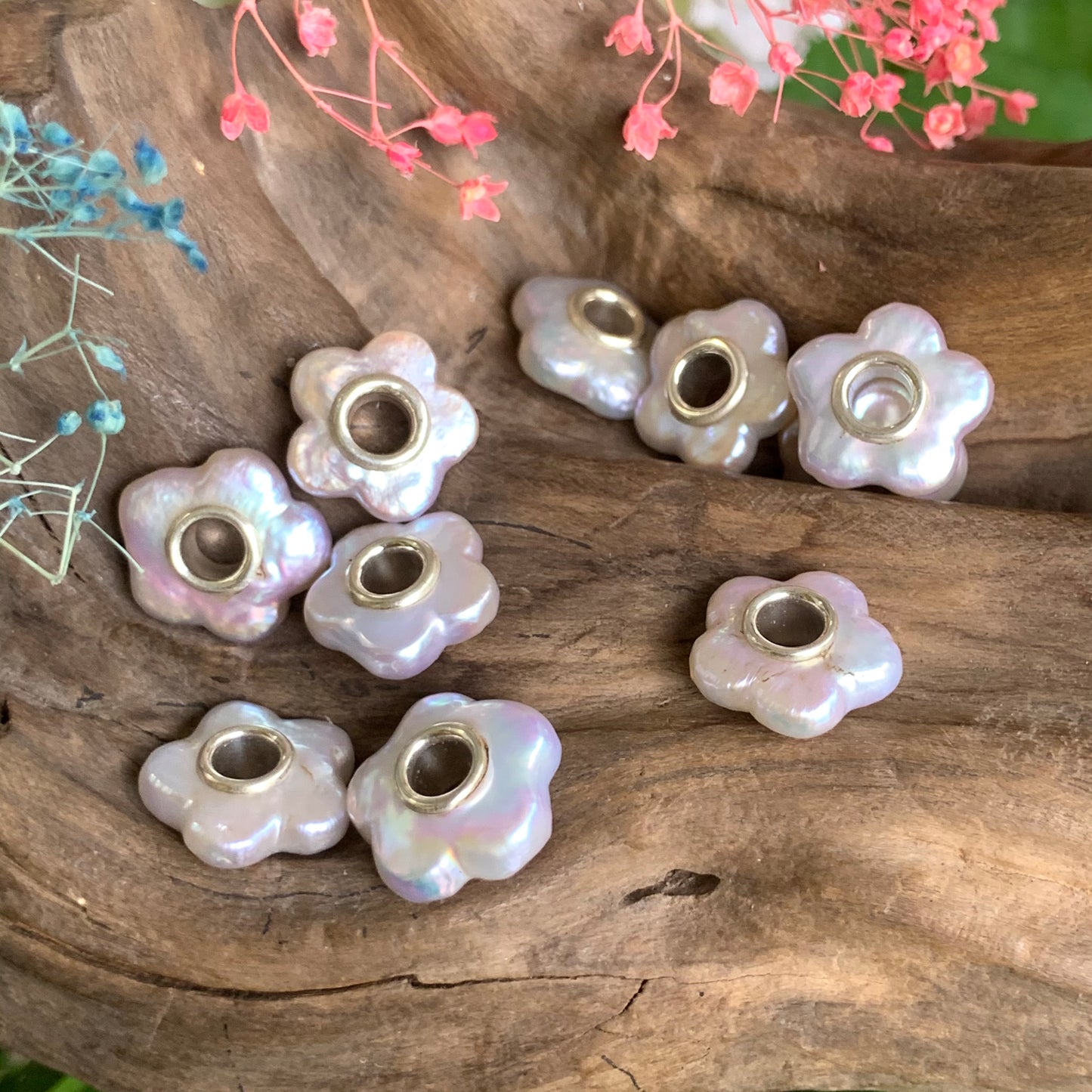 Stylish Natural Flower shaped Pearl Freshwater pearl Beads With Silver Core Amazing Beads for European Bracelet