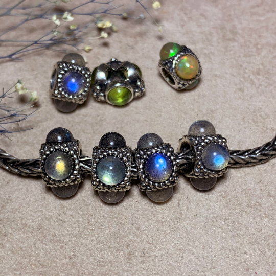 Ampearlbeads Beautiful Glass or Natural Gemstone Silver Beads for European Charm Bracelets