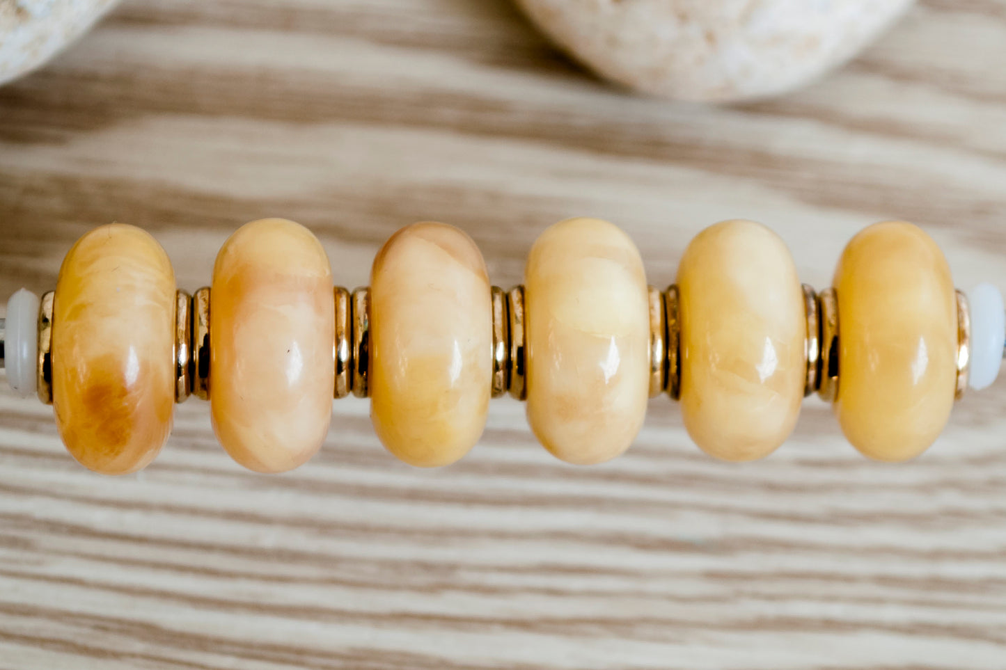 Gold-plating Pressured Amber 5