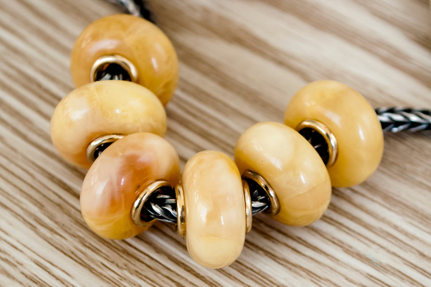 Gold-plating Pressured Amber 6
