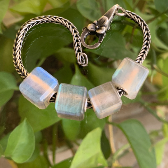 Gorgeous Labradorite Cube Beads Flashing Square Beads for European Pandora Trollbeads Bracelets or Bangles
