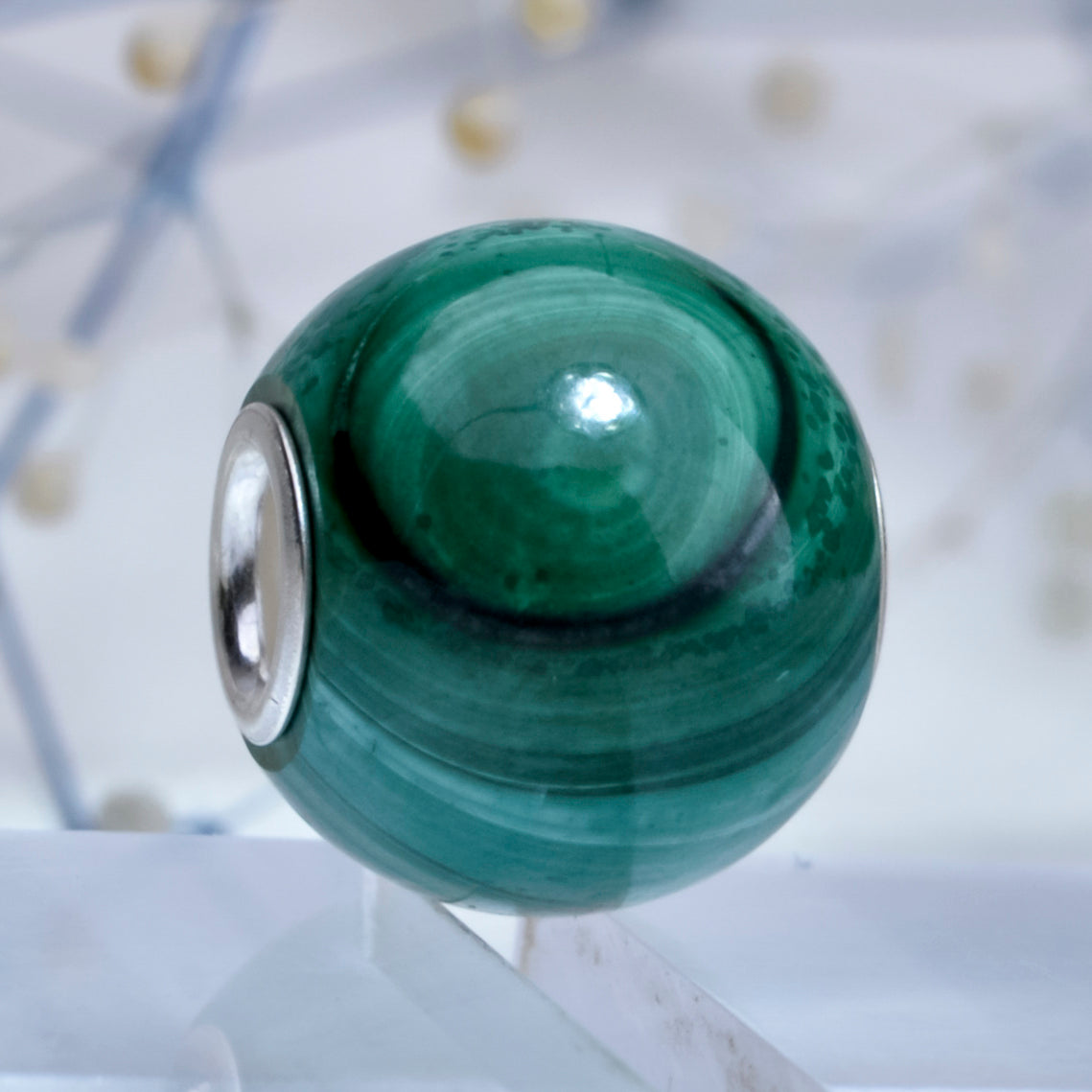 Green malachite bead