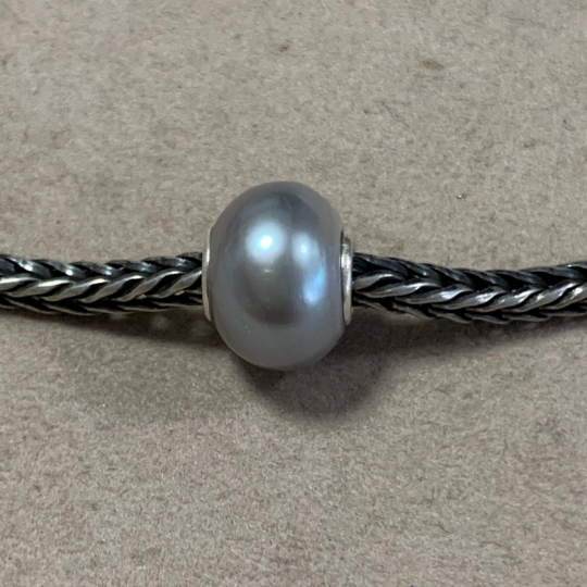 Grey Freshwater Pearl Oval Beads with Small Core for European Trollbeads Bracelets or Pandora Bangles