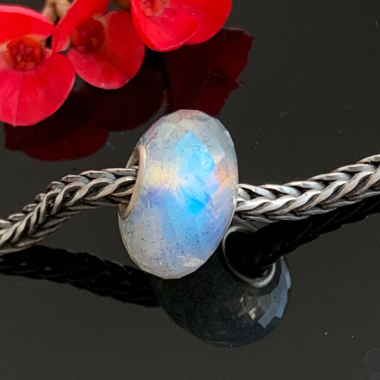 Labradorite Beads Medium Size ~15mm Transparent Quartz Flashy Jewelry Gemstone Beads for Pandora Bangle and Trollbeads Bracelet