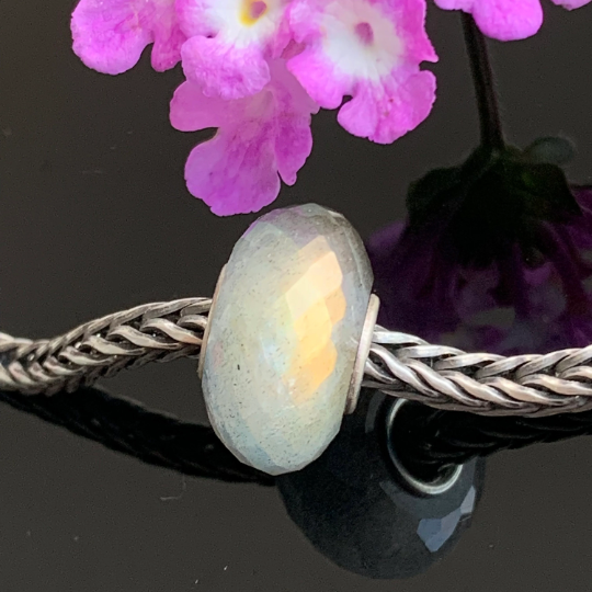 Labradorite Beads Medium Size ~15mm Transparent Quartz Flashy Jewelry Gemstone Beads for Pandora Bangle and Trollbeads Bracelet