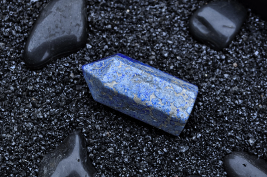 Natural Hexagonal Solid Lapis Lazuli Gemstone Ampearlbeads