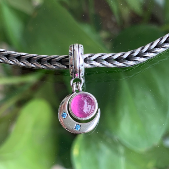 Ampearlbeads Moon shaped gemstone Silver Dangle Charm Beads Glass Beads Spacer for European Charm Bracelets