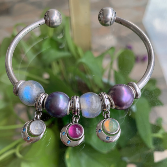 Ampearlbeads Moon shaped gemstone Silver Dangle Charm Beads Glass Beads Spacer for European Charm Bracelets