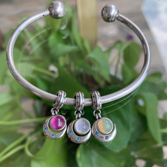 Ampearlbeads Moon shaped gemstone Silver Dangle Charm Beads Glass Beads Spacer for European Charm Bracelets
