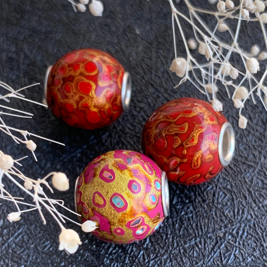 Gorgeous Red Natural Resin Painted Handmade Wooden Beads Wood Beads with Silver Core for Trollbeads Bracelets or Some Pandora Bangles