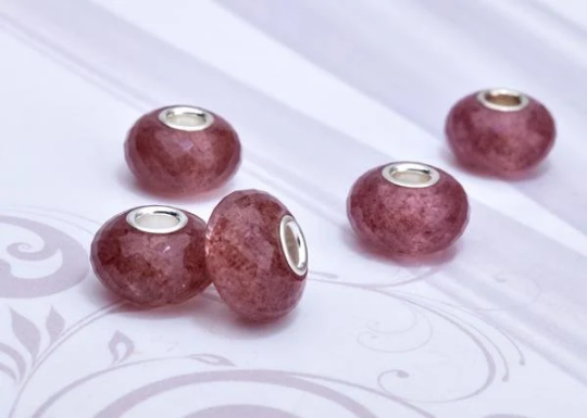 Natural Ampearlbeads Red Strawberry Quartz Faceted Beads with Silver Core Fits Charm Bracelets Zilveren Ketting Met Rood