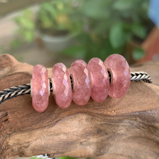 Lovely Flat Faceted Red Strawberry Quartz Spacer Beads with Silver Core for European Bracelets or Bangles