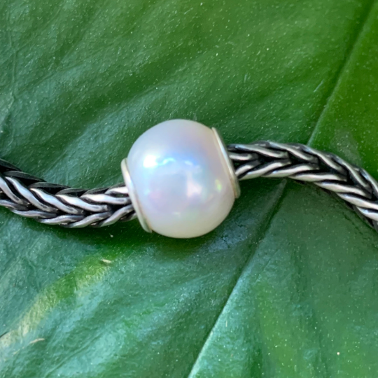 Gorgeous Oval Near Round White Freshwater Pearl Beads with Small Core fit European Charm Trollbeads Bracelets or Pandora Bangles