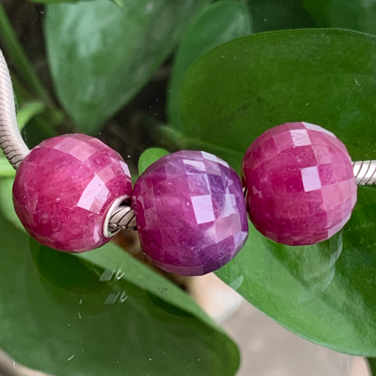 Natural Ruby Bead Big Round Gemstone Beads with Trapezoidal Cutting Hand Made Jewelry for Charm Bracelets and Bangles