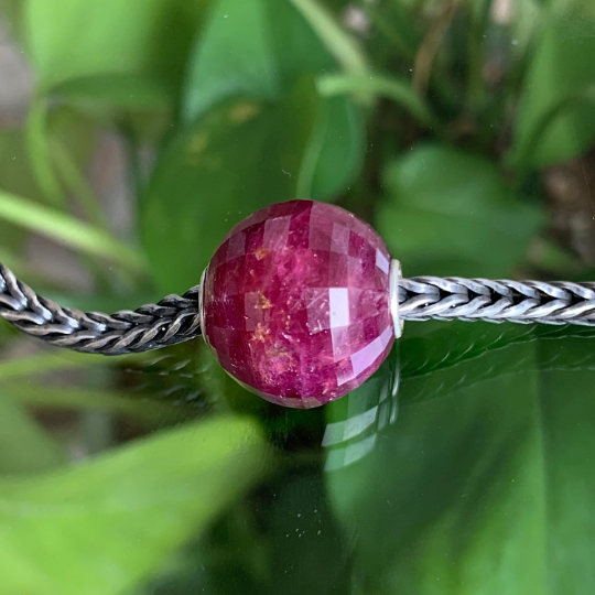 Natural Ruby Bead Big Round Gemstone Beads with Trapezoidal Cutting Hand Made Jewelry for Charm Bracelets and Bangles