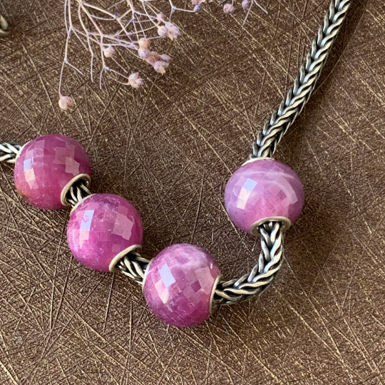 Elegant Faceted Mini Round Ruby Beads Corundum Beads Natural Gemstone Hand Made Beads Artisan Beads Fit for European Bracelets and Bangles
