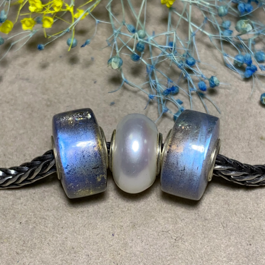 Smooth Labradorite Beads Polished Natural Gemstone Beads With Sterling Silver Core fit European Bracelet Or Bangles
