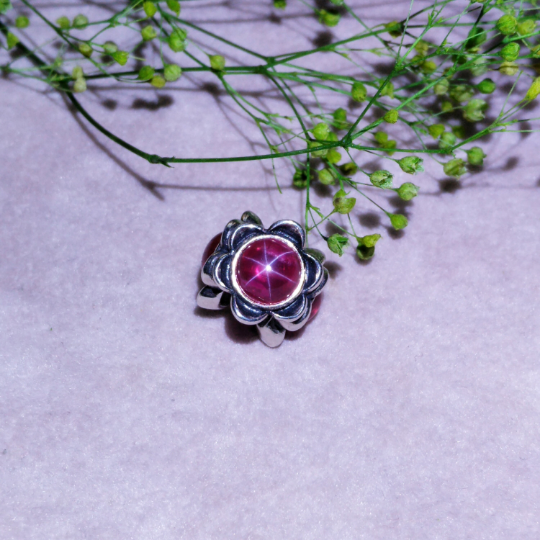 Ampearlbeads Starlight Ruby Three Sizes Silver Flower Beads Moonstone Bead Glass Bead for European Charm Bracelets