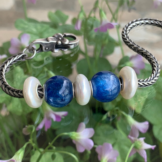 Stylish Natural Flat Small Pearl Freshwater Pearl Beads With Silver Core Amazing Beads for European Bracelet