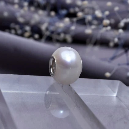 White Freshwater Pearl Beads with Small Core for European Bracelets and Bangles