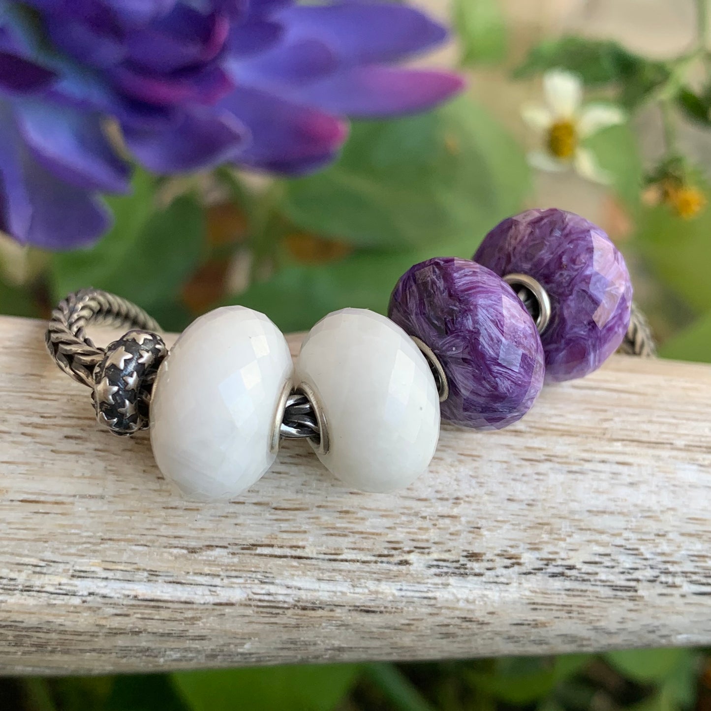 Faceted White Jade Gemstone Bead with Sliver Core for European Charm Bracelets