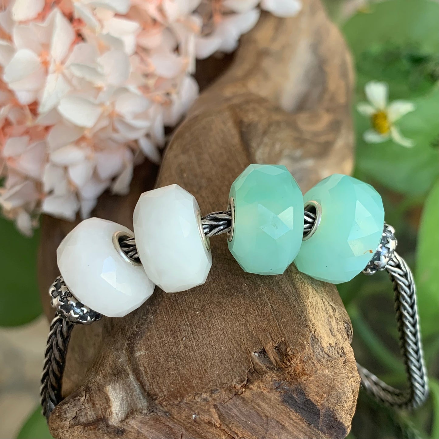 Faceted White Jade Gemstone Bead with Sliver Core for European Charm Bracelets