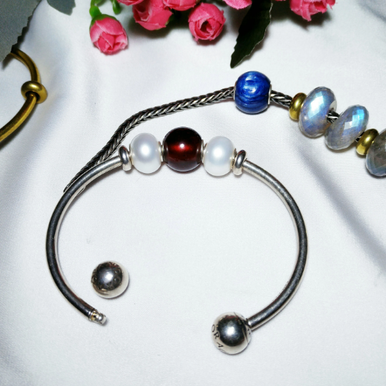 White or Orange Freshwater Pearl Beads with Small Core for European Trollbeads Bracelets or Pandora Bangles
