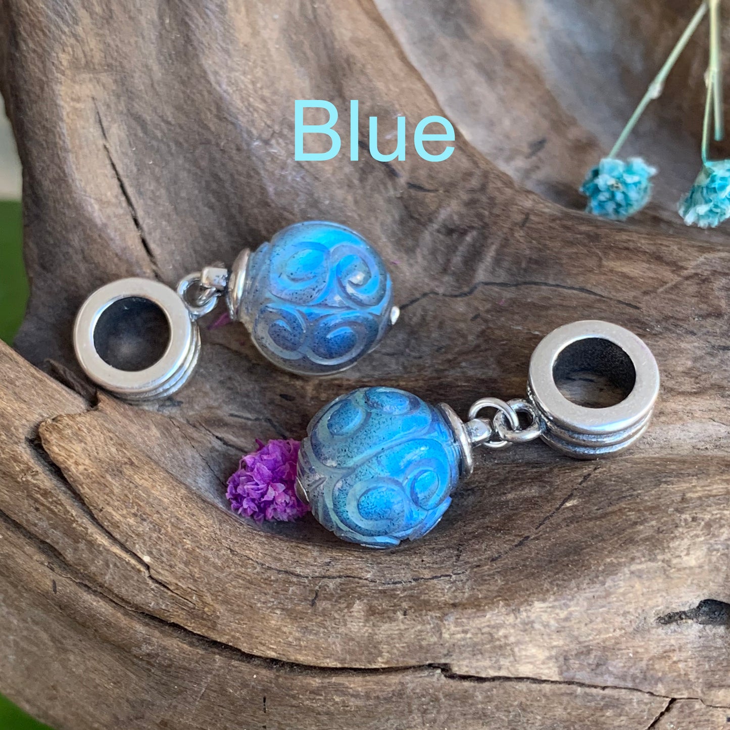 Ampearlbeads Round Carved Labradorite Beads Silver Dangle Mini 10mm Labradorite gemstone Charm Beads Glass Beads Spacer for European Charm Bracelets