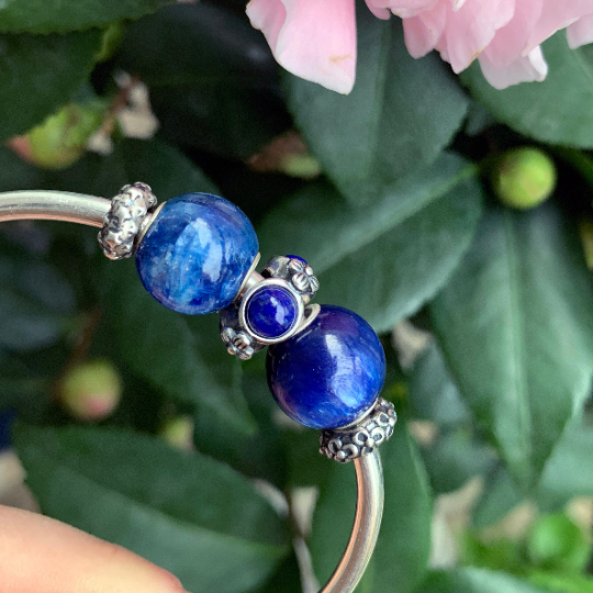 Mini Round Blue Kyanite Cyanite Disthene beads with Small Silver Core for European Charm Trollbeads Bracelet or Pandora Bangle